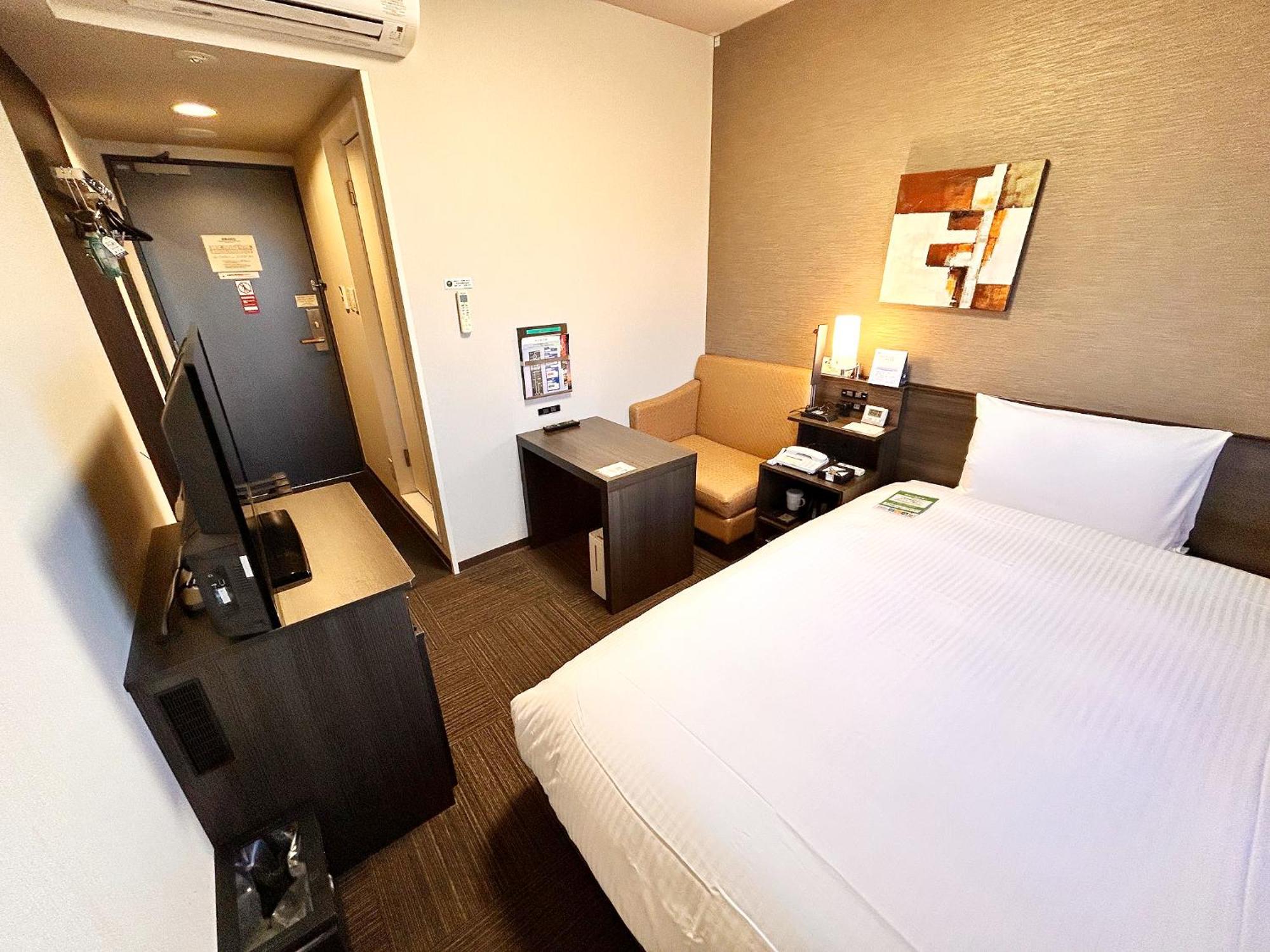 Hotel Route-Inn Anan Екстериор снимка