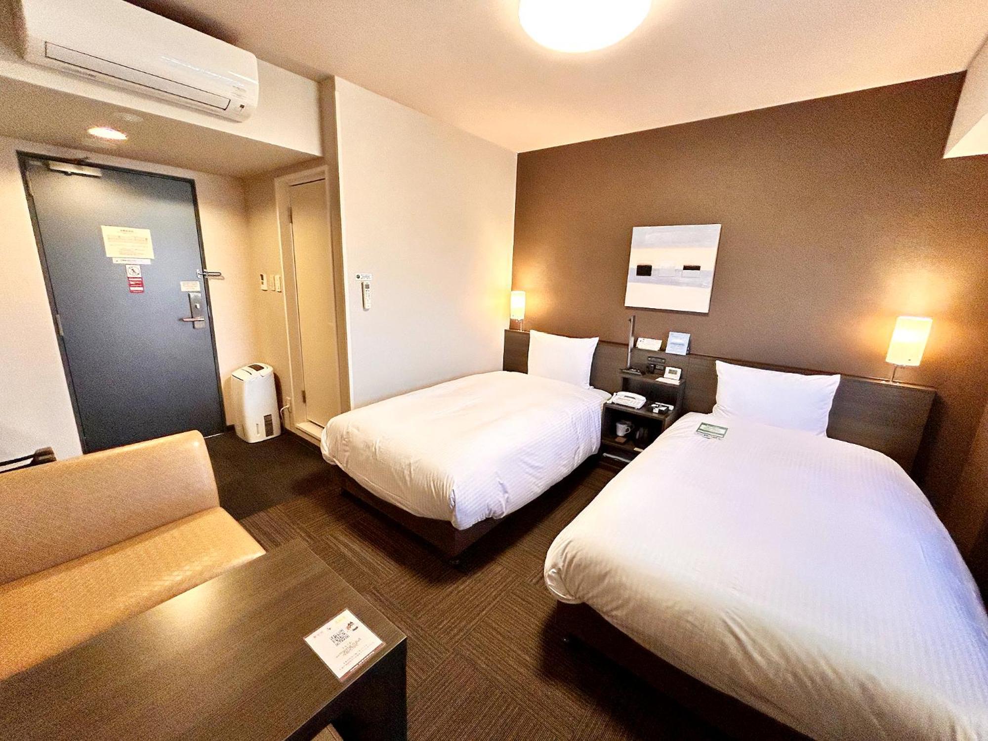 Hotel Route-Inn Anan Екстериор снимка