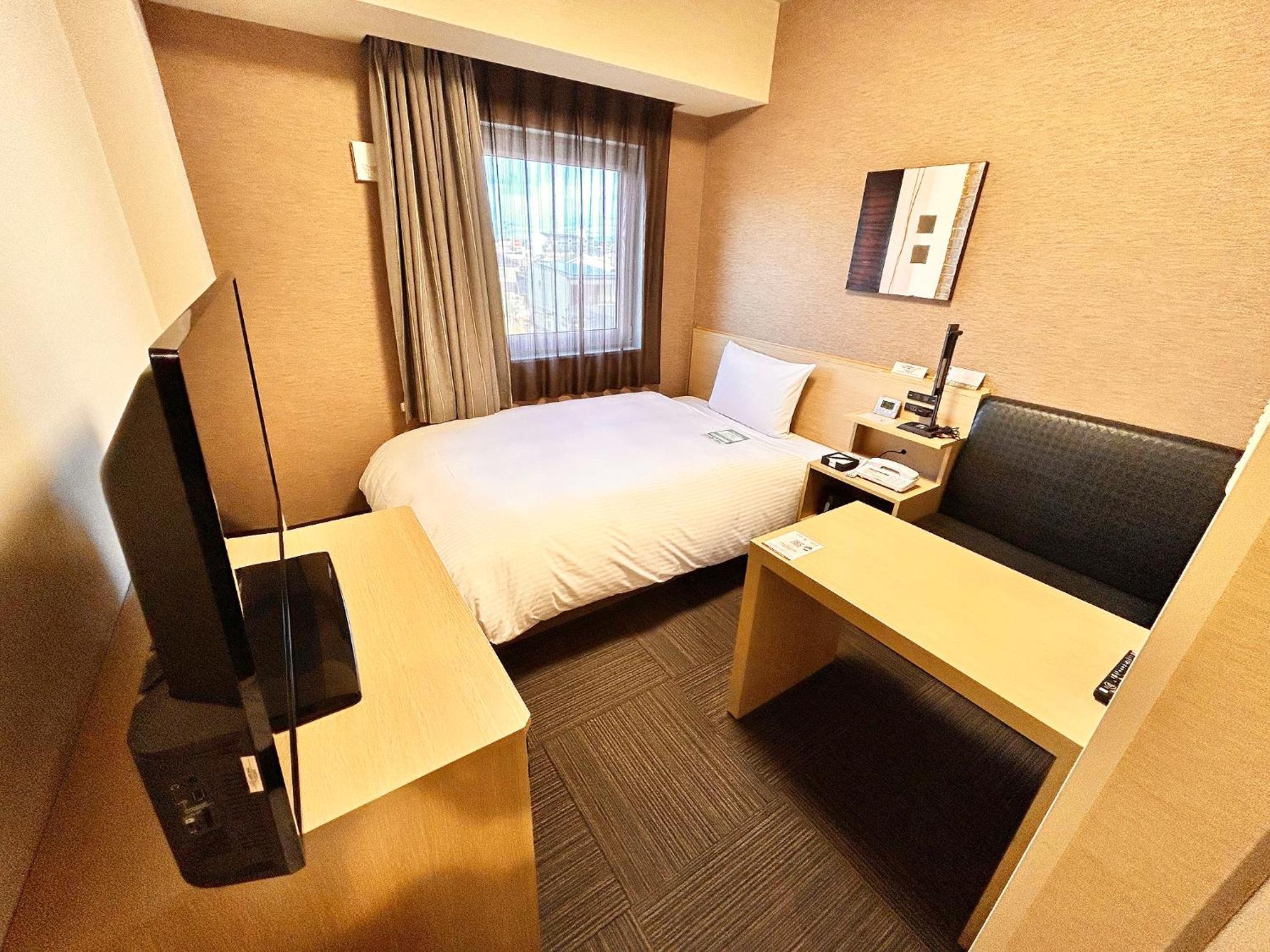 Hotel Route-Inn Anan Екстериор снимка