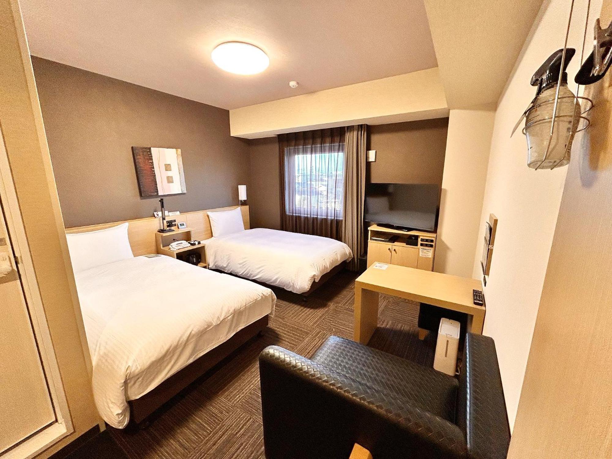 Hotel Route-Inn Anan Екстериор снимка